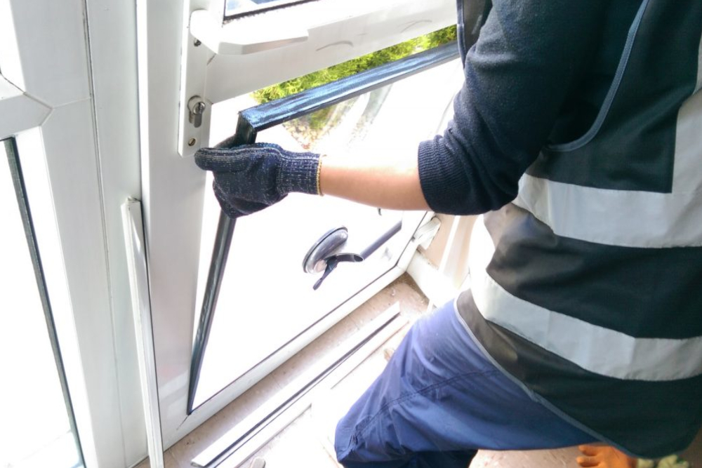 Double Glazing Repairs in Aldgate, Monument, Tower Hill, EC3