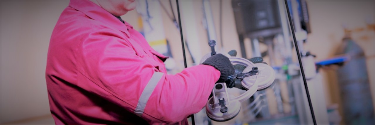 Slider, Glass Fitters in Aldgate, Monument, Tower Hill, EC3